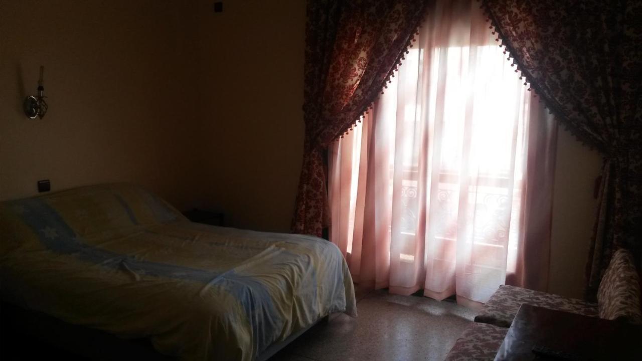 Hotel Les Palmiers Agadir Bagian luar foto