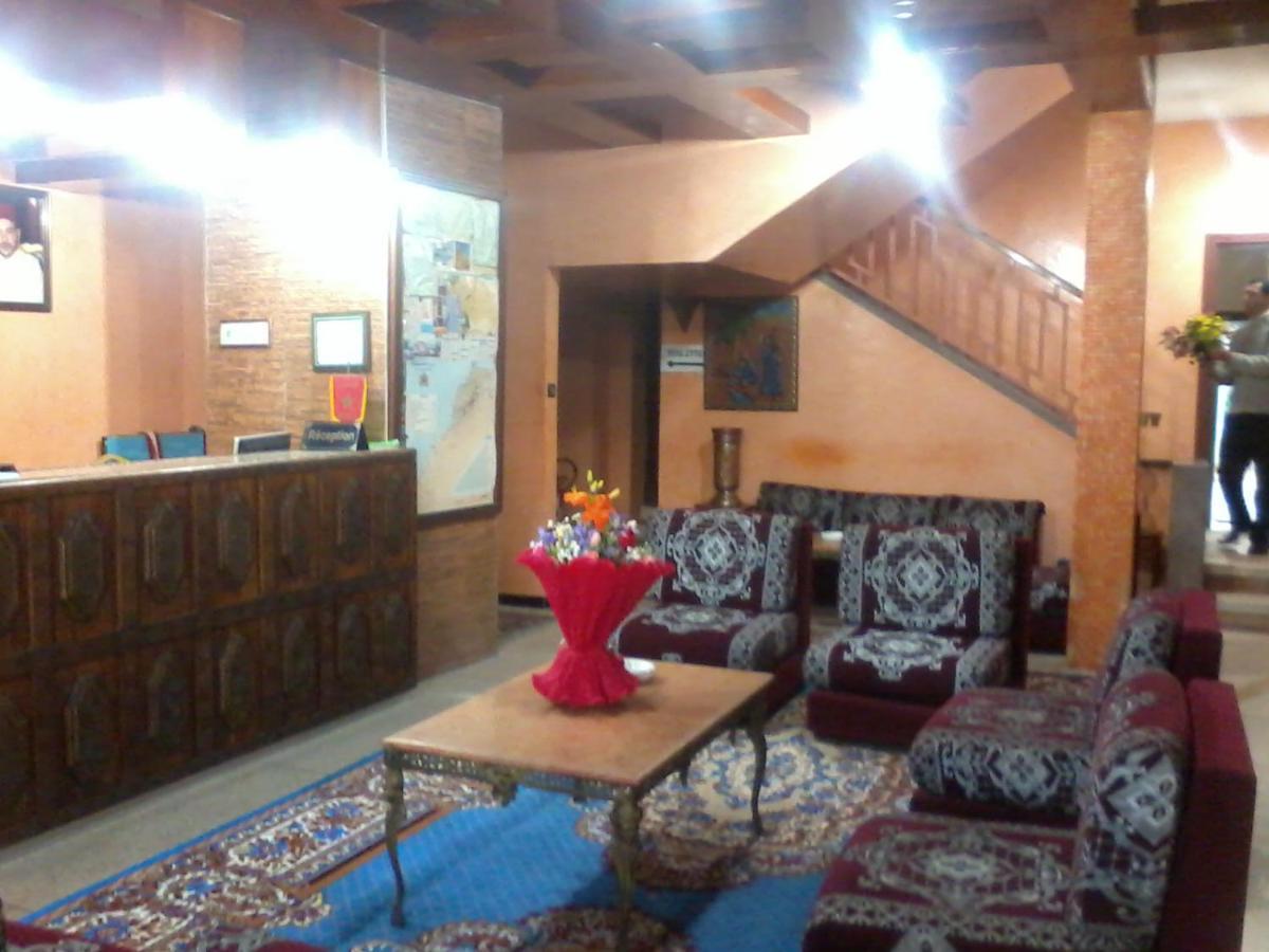 Hotel Les Palmiers Agadir Bagian luar foto